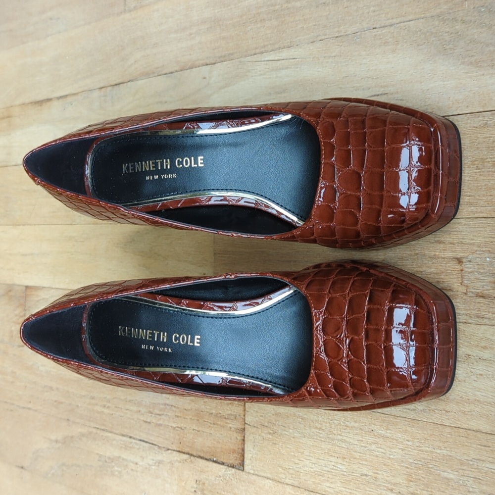 Women's 6.5 Croc-Embossed Brown Platform Heels KENNETH COLE NY - Picture 2 of 8